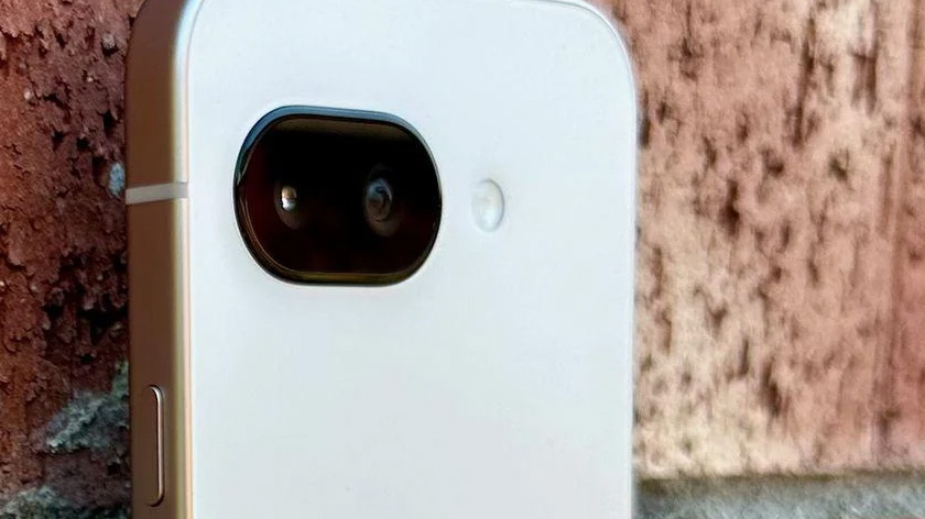 Πριν το επίσημο “hello” της Google για το Pixel 10a, έχουμε μια πλήρη αποκάλυψη