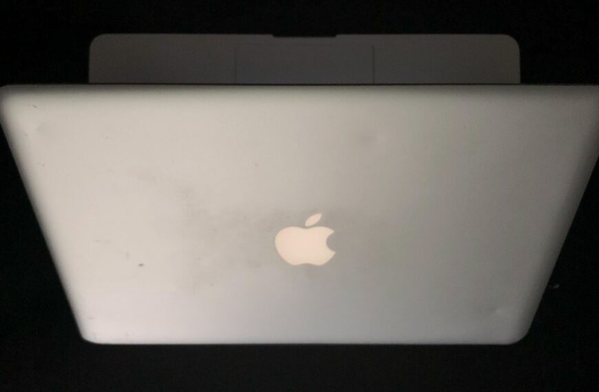 20 Χρόνια MacBook Pro: Από το ιστορικό «One More Thing» του Jobs στην απόλυτη κυριαρχία