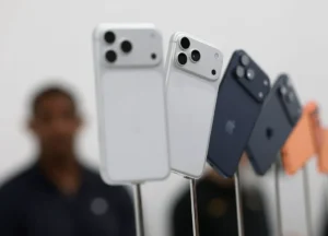 “Smartphones 2025”: Ψηλά στην κορυφή η Apple διατηρώντας&hellip;