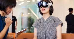 Apple Vision Pro: Σβήνει πρόωρα το φιλόδοξο όραμα&hellip;