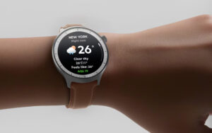 Moto Watch 2026: Καινούργιο «ρούχο», παλιά συνήθεια και&hellip;