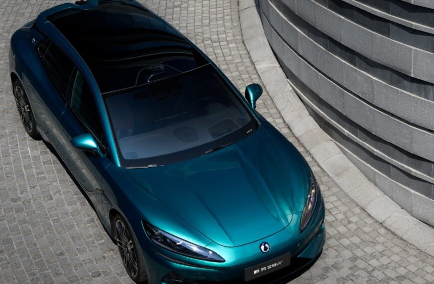 Denza Z9 GT: Η BYD «ταπεινώνει» τα supercars με ένα οικογενειακό station wagon 1.140 ίππων