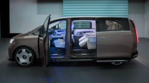 Το νέο VLE της Mercedes υπόσχεται ταξίδια 700&hellip;