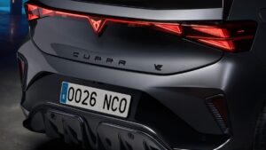 Κομψό και πολύ διαφορετικό το νέο Cupra Born