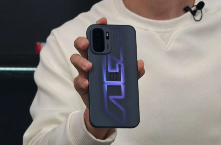 Επίσημη πρώτη εμφάνιση για τον νέο κυρίαχο της&hellip;