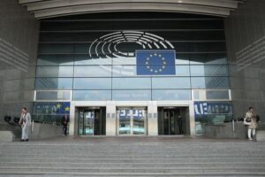 Η ΕΕ συμβουλεύει τα κράτη μέλη να μην&hellip;