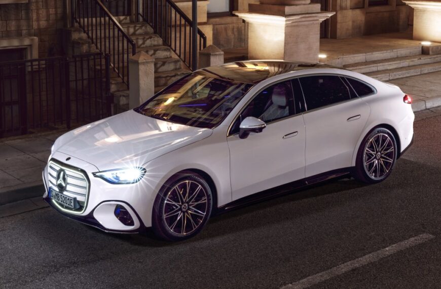 Mercedes C-Class: Το «αστέρι» της πολυτέλειας στην ηλεκτρική εποχή