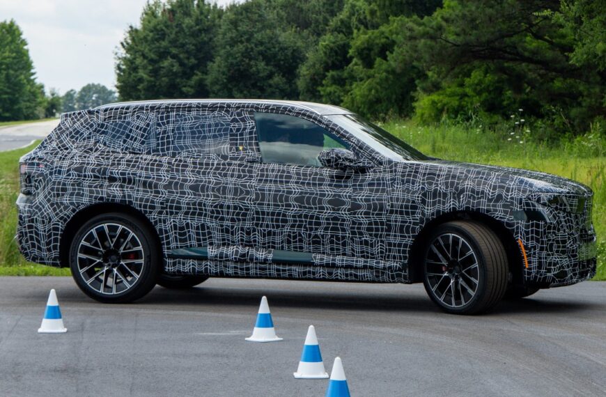 Τελικές δοκιμές για την νέα BMW iX5 με τεράστια μπαταρία και εξαιρετική απόδοση