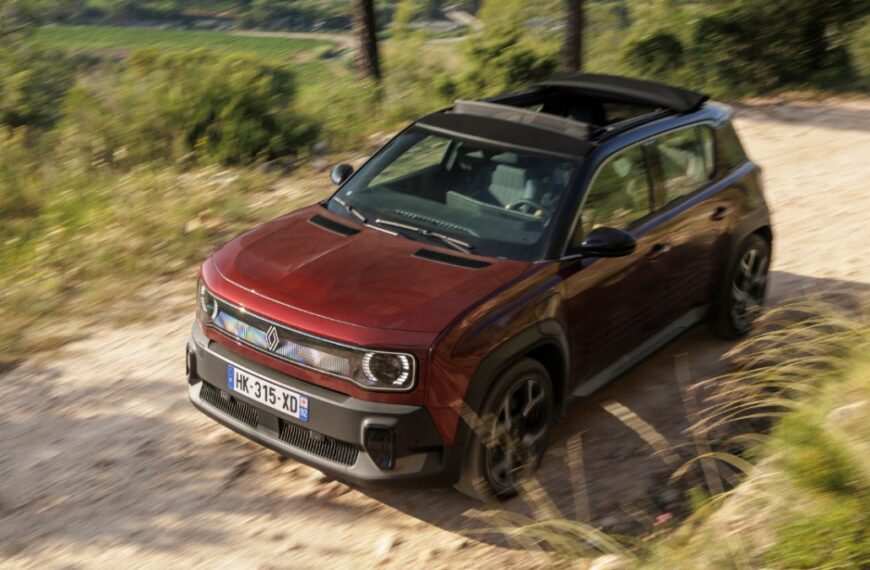 Η μεγάλη επιστροφή: Το θρυλικό Renault 4 «ξαναγεννιέται» με open-air διάθεση και ηλεκτρική καρδιά!