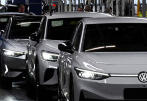 Διακοπή λειτουργίας για 4 εργοστάσια της VW στη&hellip;