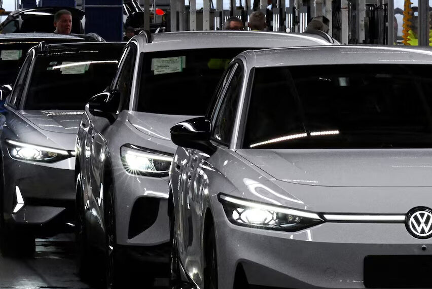 Διακοπή λειτουργίας για 4 εργοστάσια της VW στη Γερμανία και άλλες 45.000 απολύσεις εργαζομένων