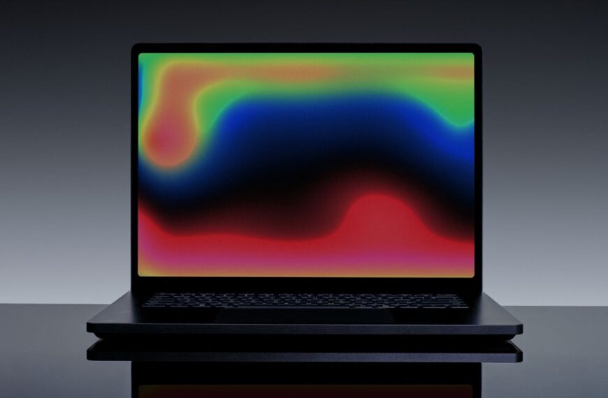 Φέτος το φθινόπωρο κυκλοφορεί το Surface Laptop Ultra της Microsoft με Nvidia RTX Spark