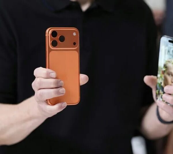 Apple: Αποζημίωση $250 εκατ. σε κατόχους iPhone – Έως $95