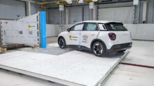 Άκρως θεαματική η ανατροπή των κινεζικών EVs στις&hellip;