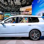 BYD Sealion 08: 900 km αυτονομία, φόρτιση στο 70% σε 5’ και απόλυτη πολυτέλεια