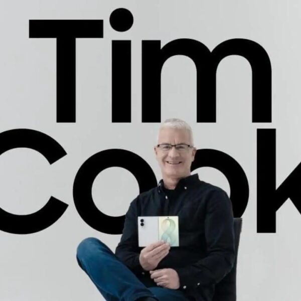 Διπλό χτύπημα: Πτυσσόμενο iPhone Duo και… ένας άλλος Tim Cook στην αρένα