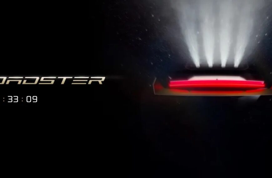9 Χρόνια Αναμονής: Ώρα μηδέν για το νέο Tesla Roadster